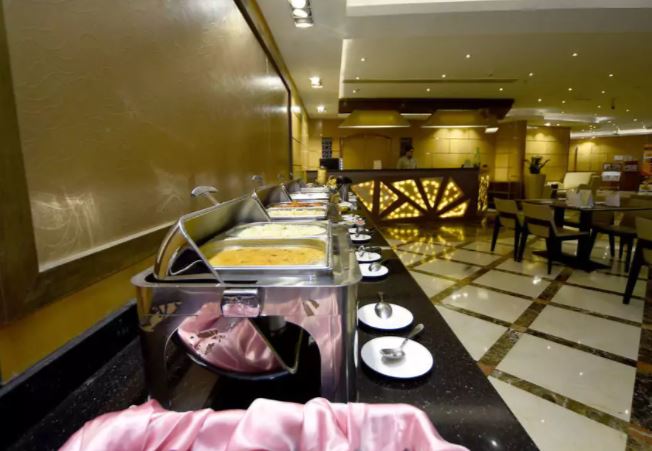 Emirates Stars Hotel Apartments Dubai Interior11